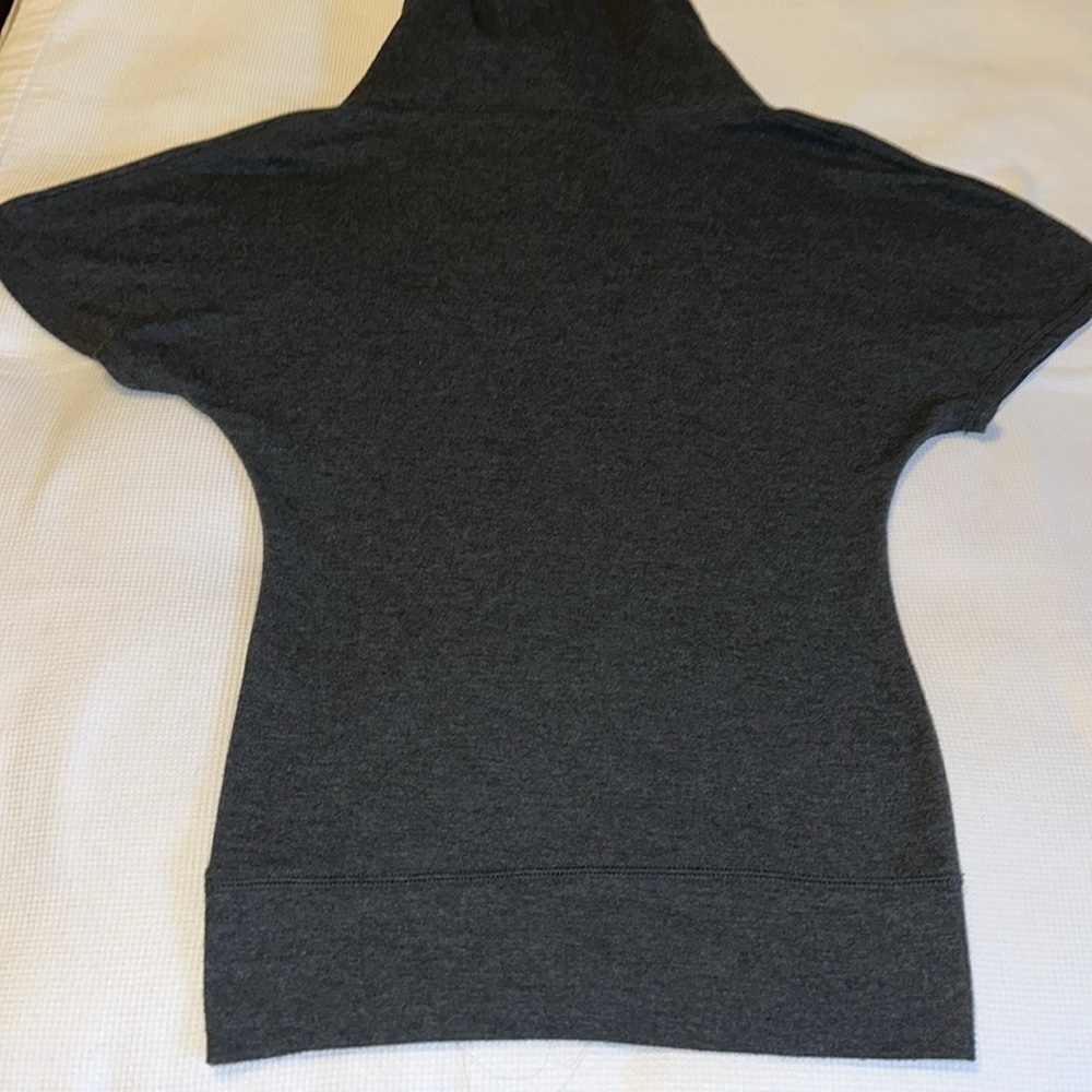 Converse One Star Cowl Neck Short Sleeve Pullover Top Gray Size XS - Picture 9 of 10